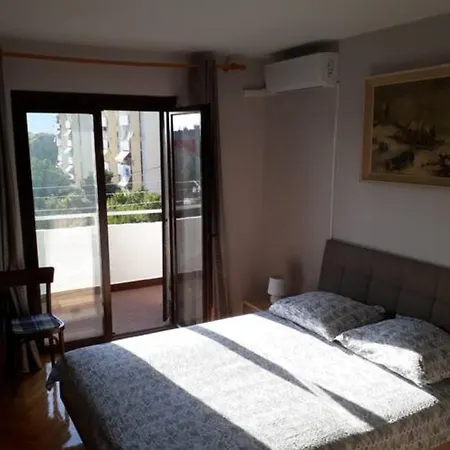Apartment Buble *
