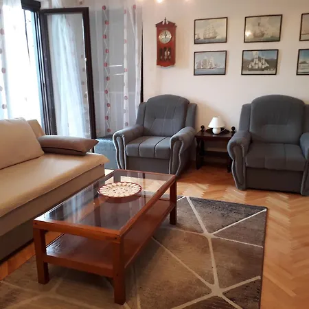 Apartment Buble *