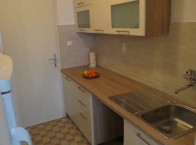 Apartment Buble
